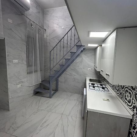 Mini House Vicoletto Pontenuovo 41 Lägenhet Neapel Exteriör bild